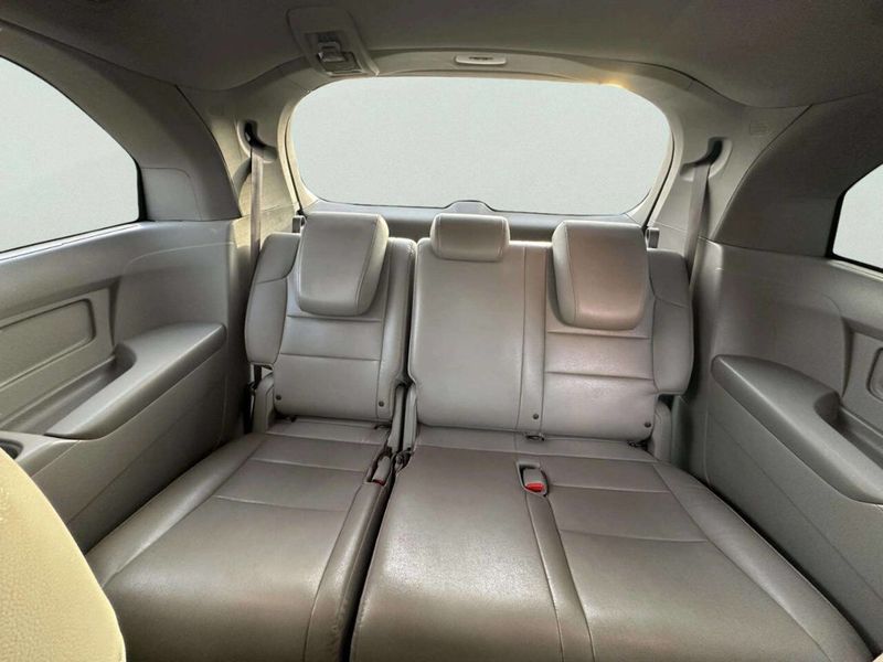 2015 Honda Odyssey EX L 4dr Mini Van - 23023834 - 11