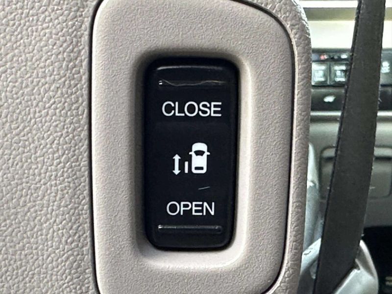 2015 Honda Odyssey EX L 4dr Mini Van - 23023834 - 12