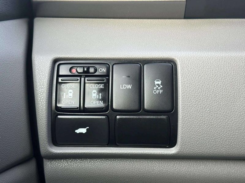 2015 Honda Odyssey EX L 4dr Mini Van - 23023834 - 34