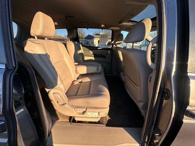 2015 Honda Odyssey EX L 4dr Mini Van - 22975299 - 13
