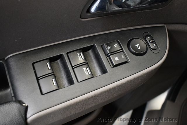 2015 Honda Odyssey EXL w/Navigation - 23026522 - 28