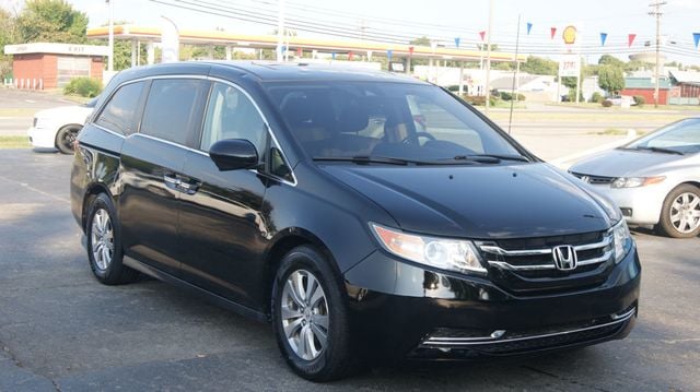 2015 Honda Odyssey JUST SERVICED, VERY CLEAN INSIDE AND OUT  - 22914363 - 0