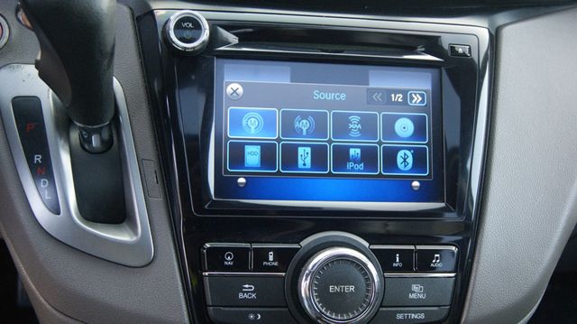 2015 Honda Odyssey JUST SERVICED, VERY CLEAN INSIDE AND OUT  - 22914363 - 22