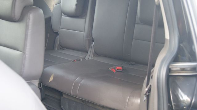 2015 Honda Odyssey JUST SERVICED, VERY CLEAN INSIDE AND OUT  - 22914363 - 42