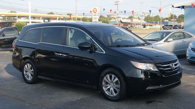 2015 Honda Odyssey JUST SERVICED, VERY CLEAN INSIDE AND OUT  - 22914363 - 4