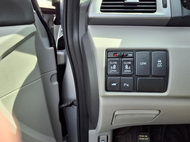 2015 Honda Odyssey TOURING - 22930421 - 16