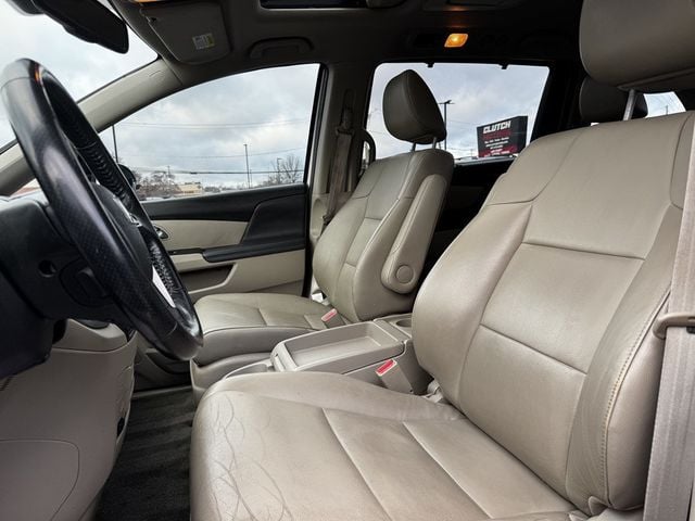 2015 Honda Odyssey TOURING - 22997265 - 17