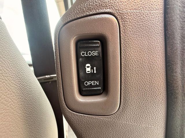 2015 Honda Odyssey Touring 4dr Mini Van - 23007401 - 11