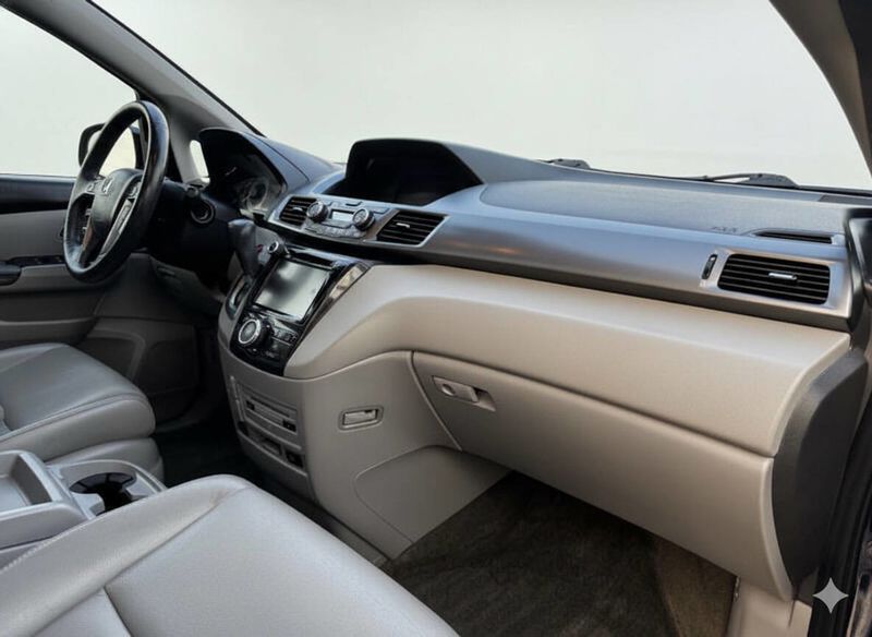 2015 Honda Odyssey Touring Elite 4dr Mini Van - 22945274 - 15