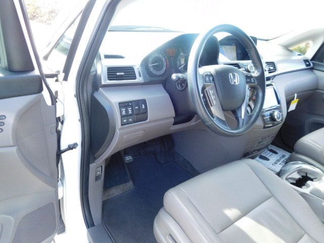 2015 Honda Odyssey ~ Touring Package ~ Pandora Interface Bluetooth ~ HondaLink ~  - 14703874 - 17