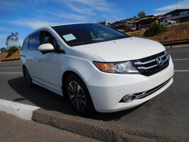 2015 Honda Odyssey ~ Touring Package ~ Pandora Interface Bluetooth ~ HondaLink ~  - 14703874 - 2