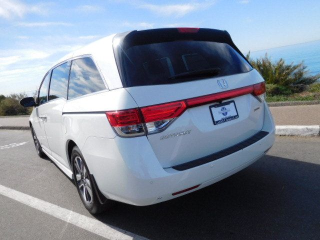 2015 Honda Odyssey ~ Touring Package ~ Pandora Interface Bluetooth ~ HondaLink ~  - 14703874 - 4