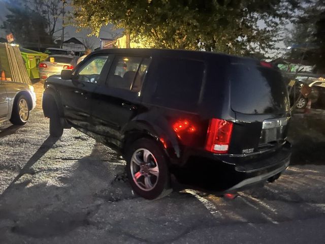 2015 Honda Pilot 2WD 4dr SE - 22968431 - 3