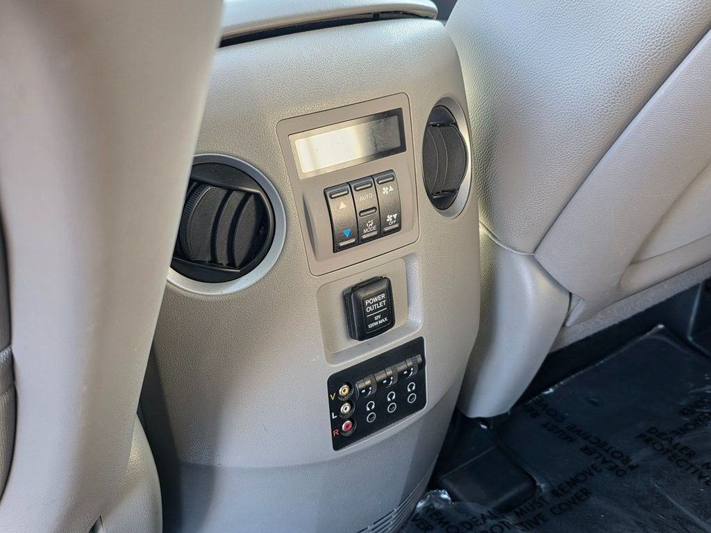 2015 Honda Pilot 2WD 4dr Touring w/RES & Navi - 22937712 - 20