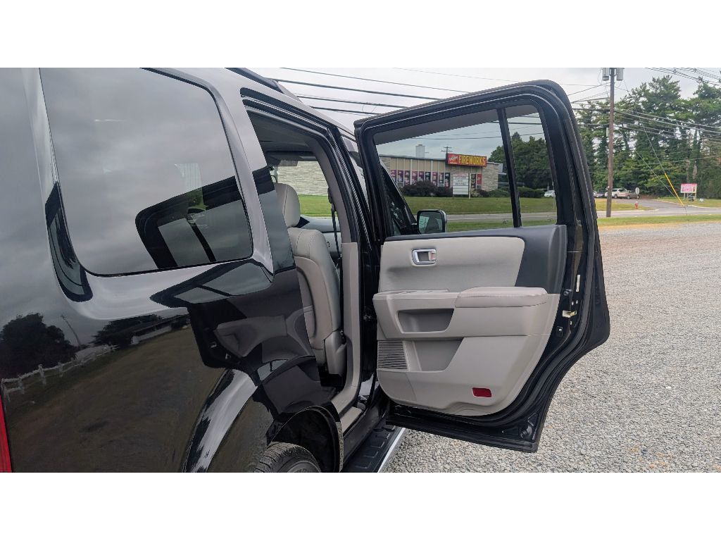 2015 Honda Pilot SE photo 10