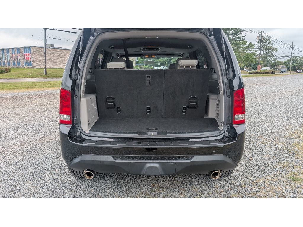 2015 Honda Pilot SE photo 11