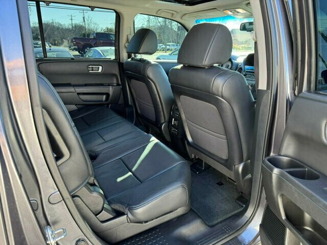 2015 Honda Pilot LocalTrade/Touring/AWD/HeatedLeatherSeats/BackupCamera/NAV - 22750641 - 15