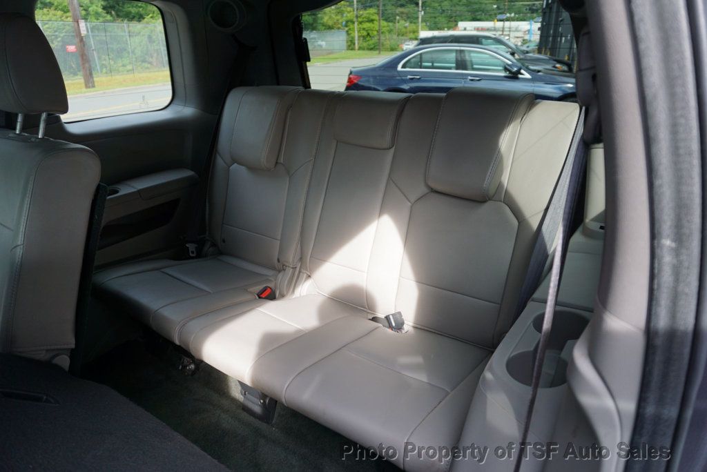 2015 Honda Pilot Touring photo 12