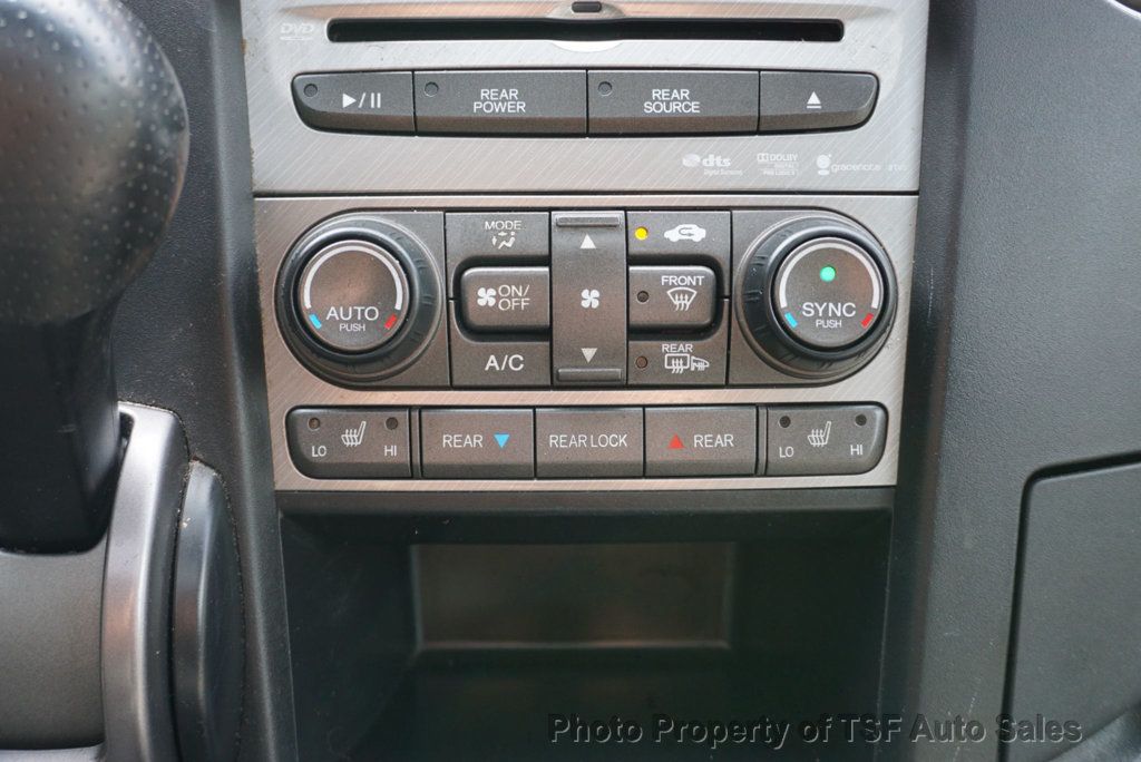 2015 Honda Pilot Touring photo 21