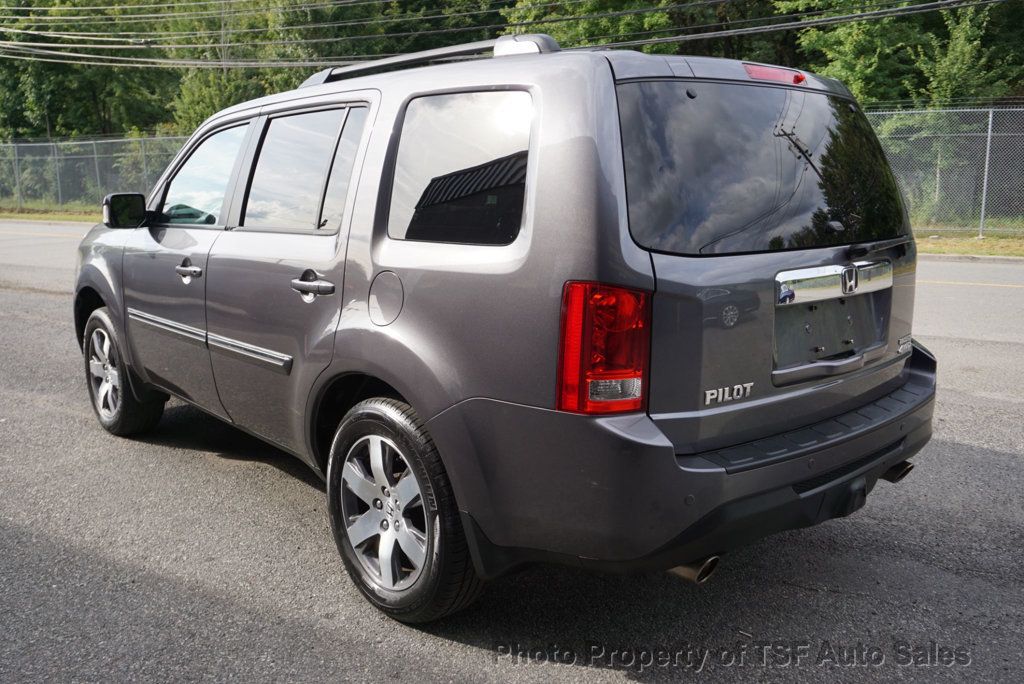 2015 Honda Pilot Touring photo 3