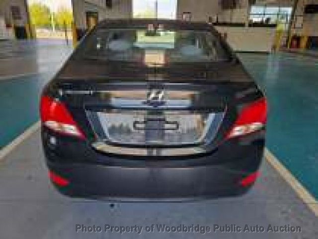 2015 Hyundai Accent 4dr Sedan Automatic GLS - 23072453 - 5