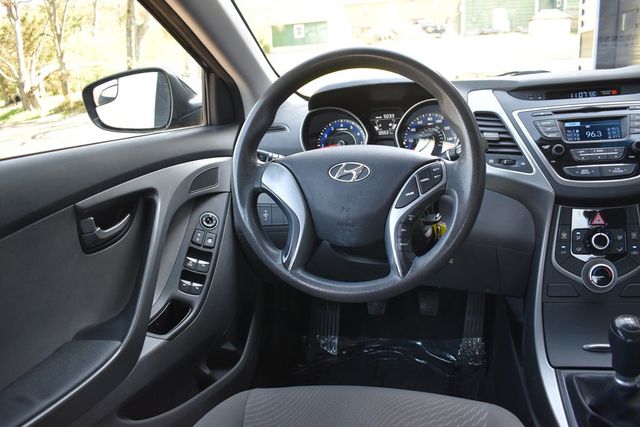 2015 Hyundai Elantra  - 23008703 - 21