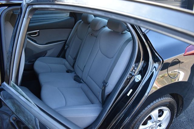 2015 Hyundai Elantra  - 23008703 - 3