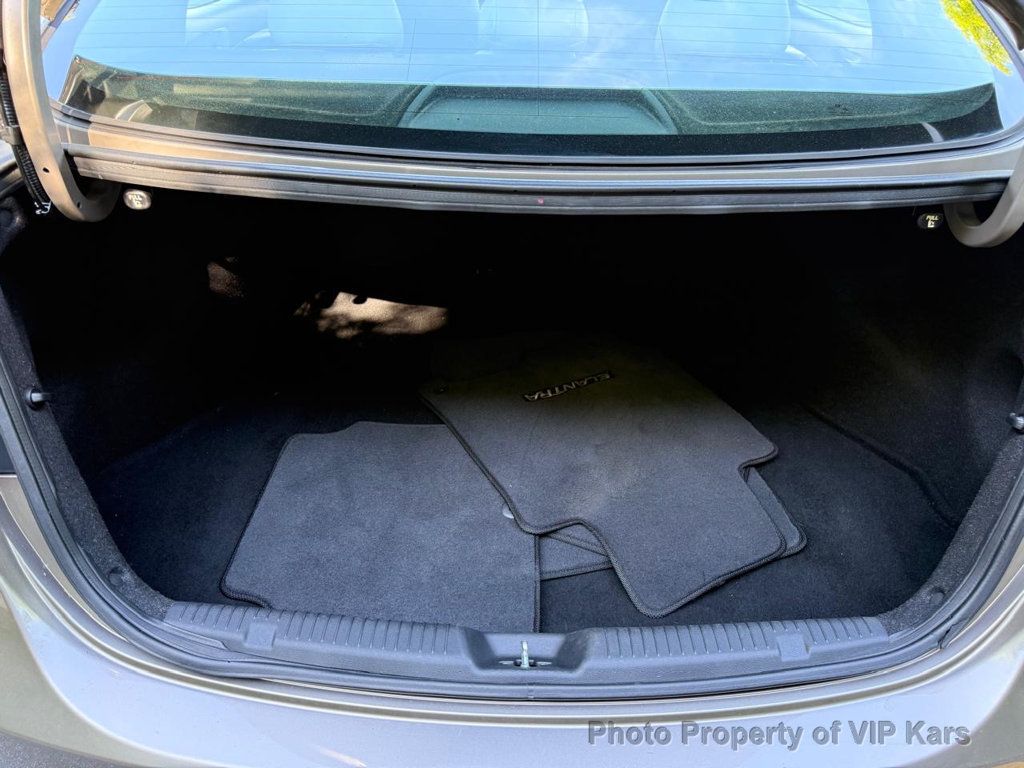 2015 Hyundai Elantra 4dr Sedan Automatic Limited - 23022457 - 18