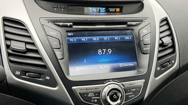 2015 Hyundai Elantra 4dr Sedan Automatic Limited with Ultimate Package - 22951840 - 18