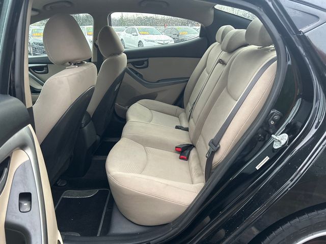 2015 Hyundai Elantra 4dr Sedan Automatic SE - 22972240 - 6