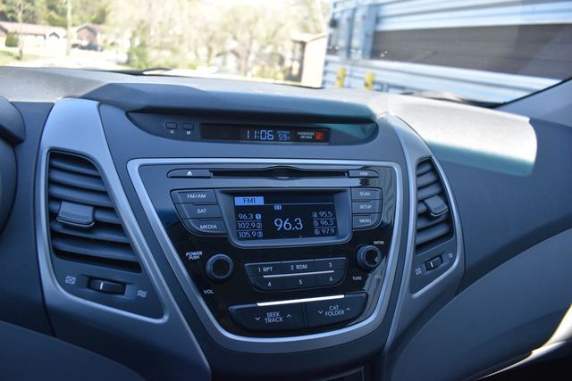 2015 Hyundai Elantra 4dr Sedan Manual SE - 23008703 - 12