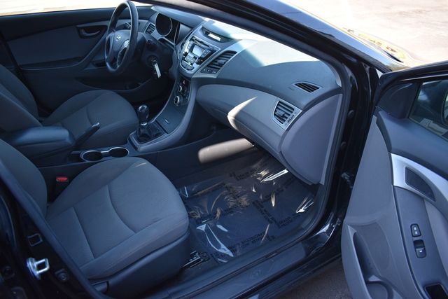 2015 Hyundai Elantra 4dr Sedan Manual SE - 23008703 - 14