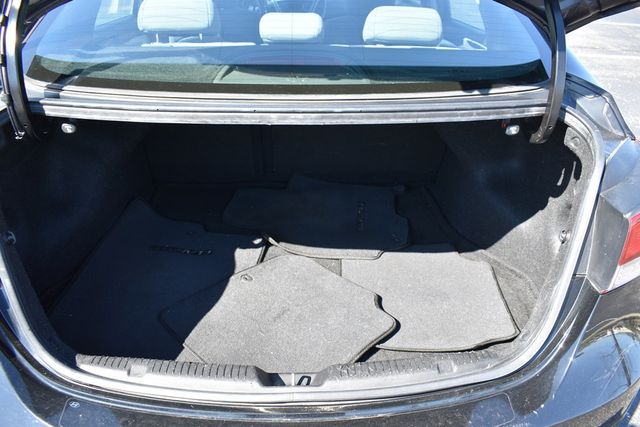 2015 Hyundai Elantra 4dr Sedan Manual SE - 23008703 - 31