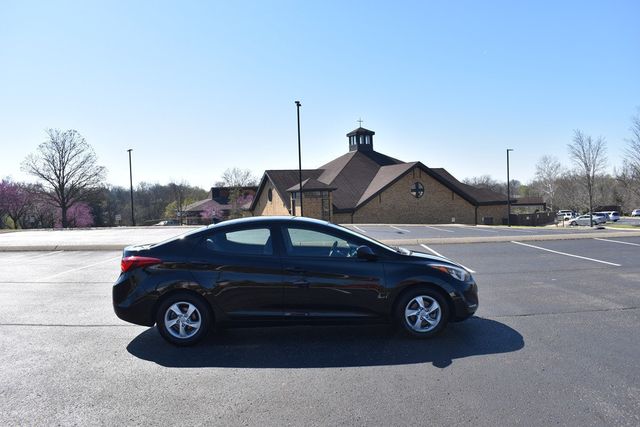 2015 Hyundai Elantra 4dr Sedan Manual SE - 23008703 - 33