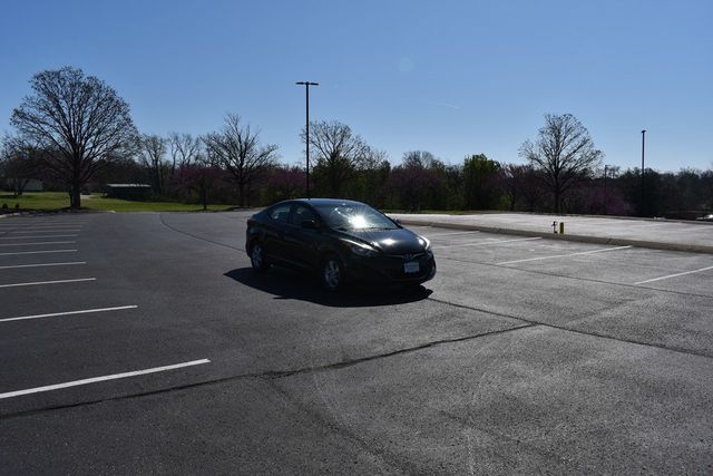 2015 Hyundai Elantra 4dr Sedan Manual SE - 23008703 - 35