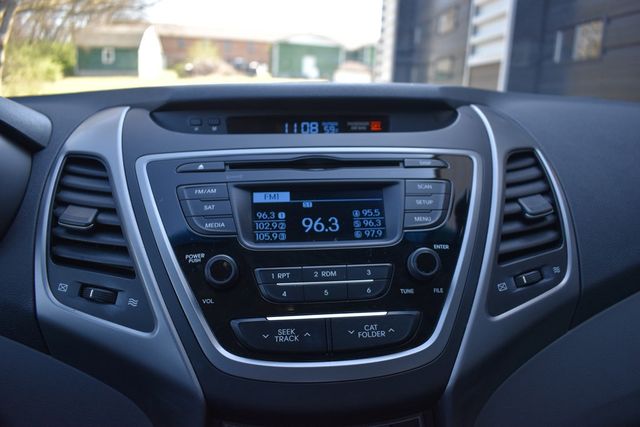 2015 Hyundai Elantra 4dr Sedan Manual SE - 23008703 - 7