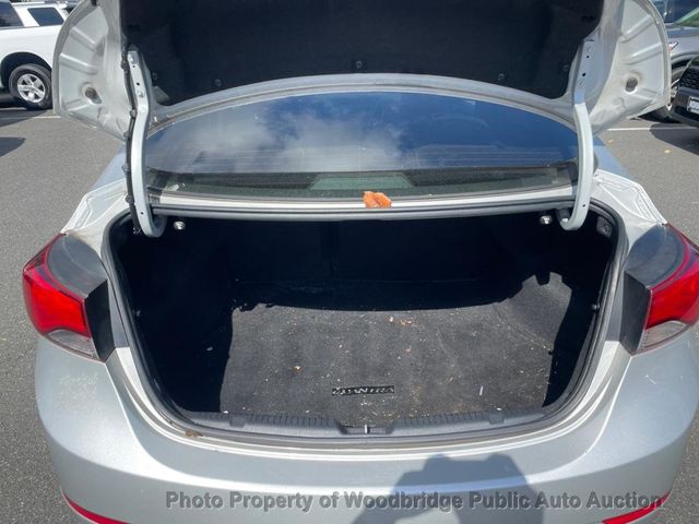 2015 Hyundai Elantra GLS - 22930865 - 17