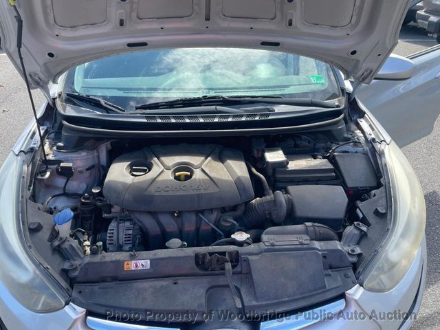 2015 Hyundai Elantra GLS - 22930865 - 24