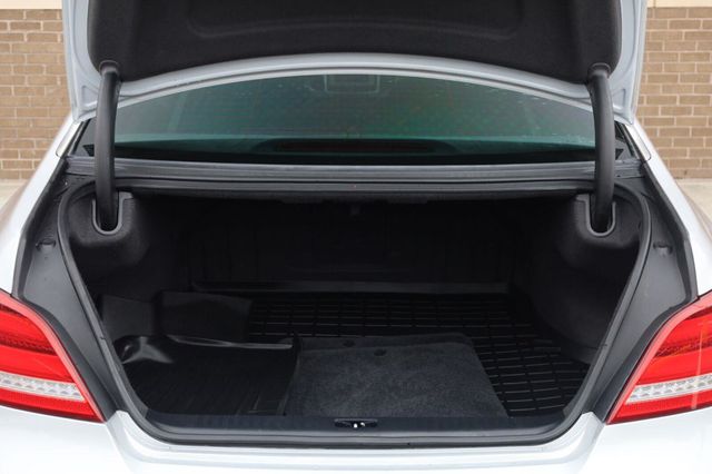 2015 Hyundai Equus Signature - 23059159 - 9