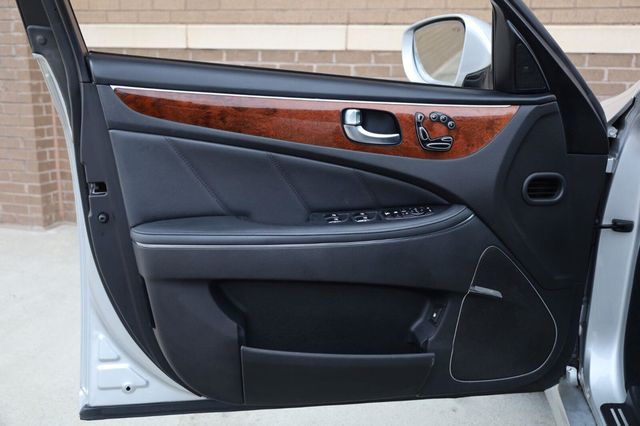 2015 Hyundai Equus Signature - 23059159 - 11