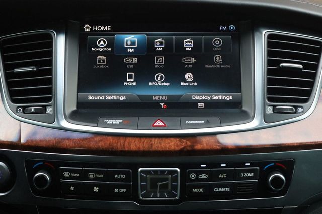 2015 Hyundai Equus Signature - 23059159 - 43