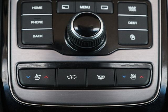 2015 Hyundai Equus Signature - 23059159 - 46