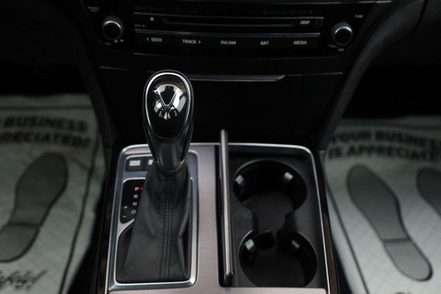 2015 Hyundai Equus Signature - 23059159 - 48