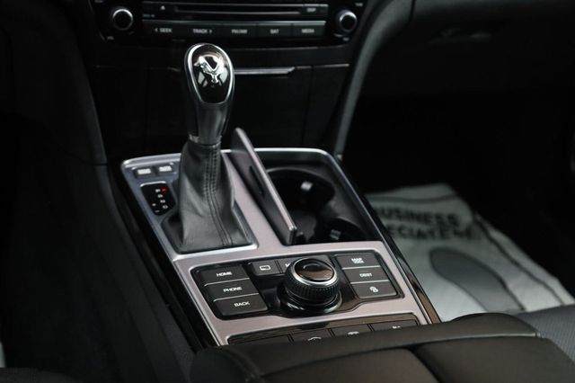 2015 Hyundai Equus Signature - 23059159 - 49