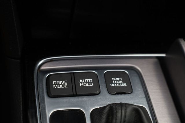 2015 Hyundai Equus Signature - 23059159 - 50