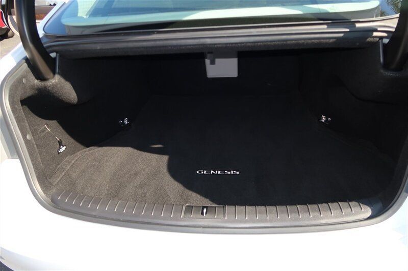 2015 Hyundai Genesis  - 22989525 - 16