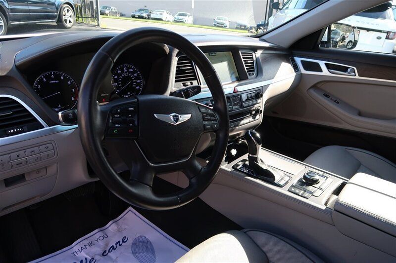 2015 Hyundai Genesis  - 22989525 - 7