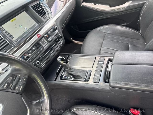 2015 Hyundai Genesis 3.8L - 23070495 - 9