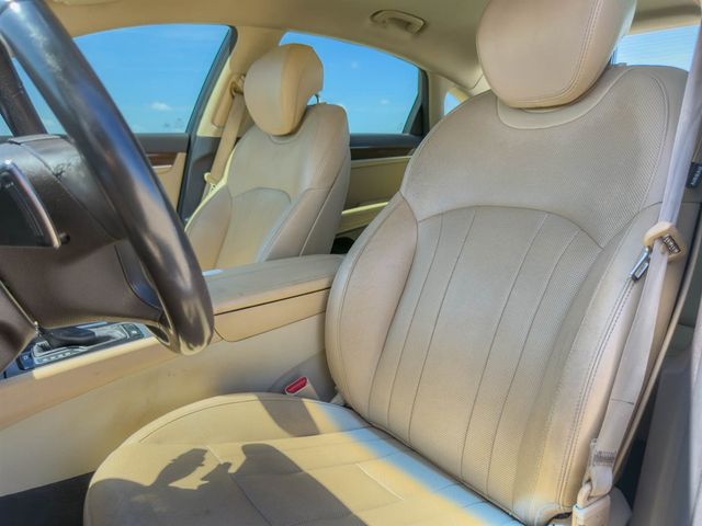 2015 Hyundai Genesis 3.8l V6 - 22889230 - 13