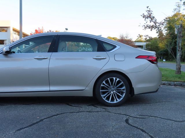 2015 Hyundai Genesis 4dr Sedan V6 3.8L AWD - 23089809 - 16